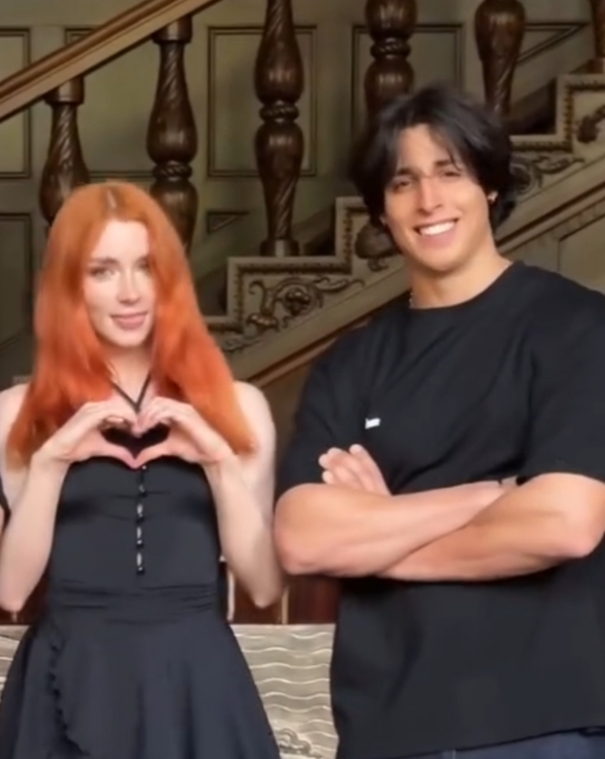 فيلم الوحش التونسي مع جوني سينس