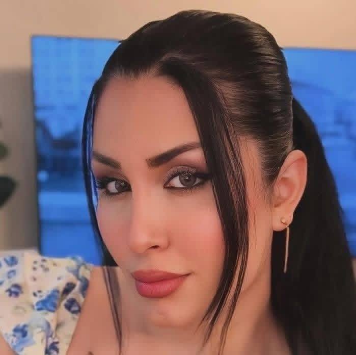 فيلم ميرا النوري مع صديقتها الإسبانية