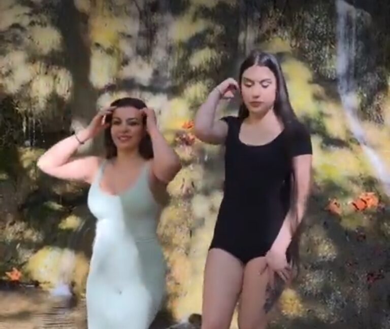 فيلم الينا انجل مع بنت في الغابة